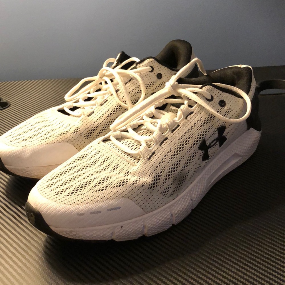 White Under Armour Charged Rogue sneakers